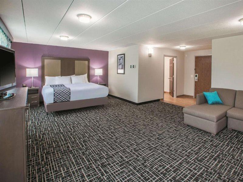 Hotel La Quinta By Wyndham Sturbridge Esterno foto