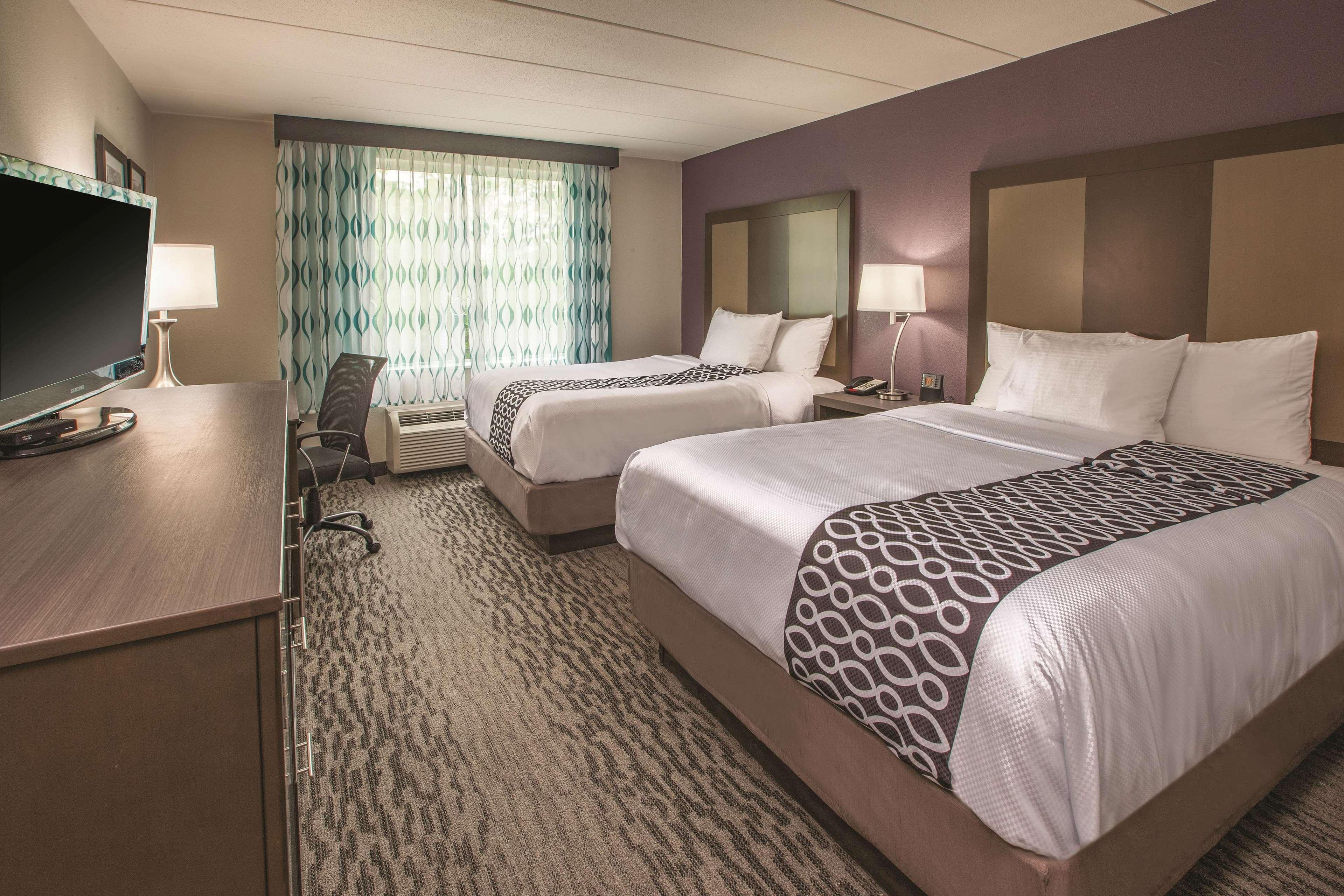 Hotel La Quinta By Wyndham Sturbridge Esterno foto