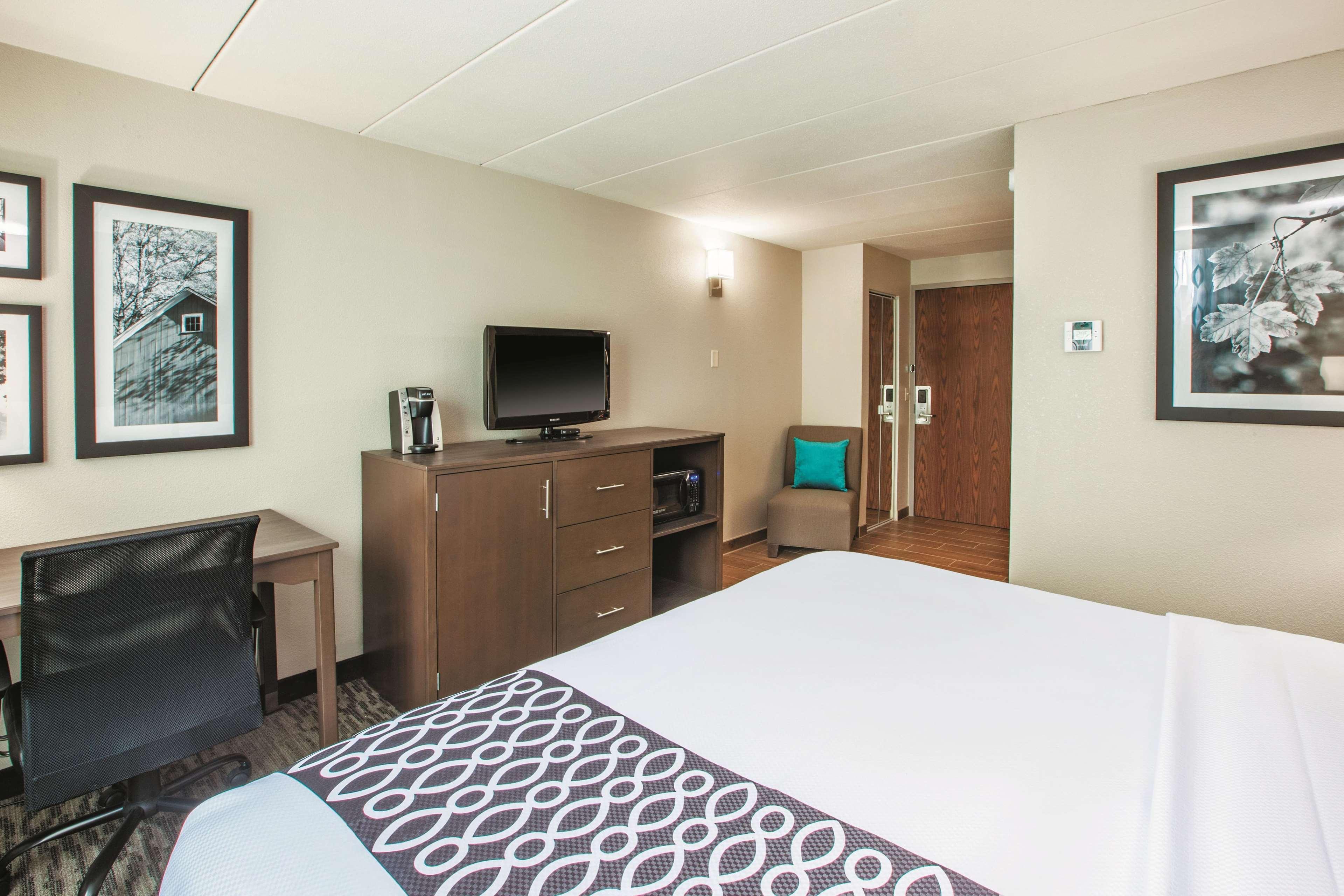 Hotel La Quinta By Wyndham Sturbridge Esterno foto