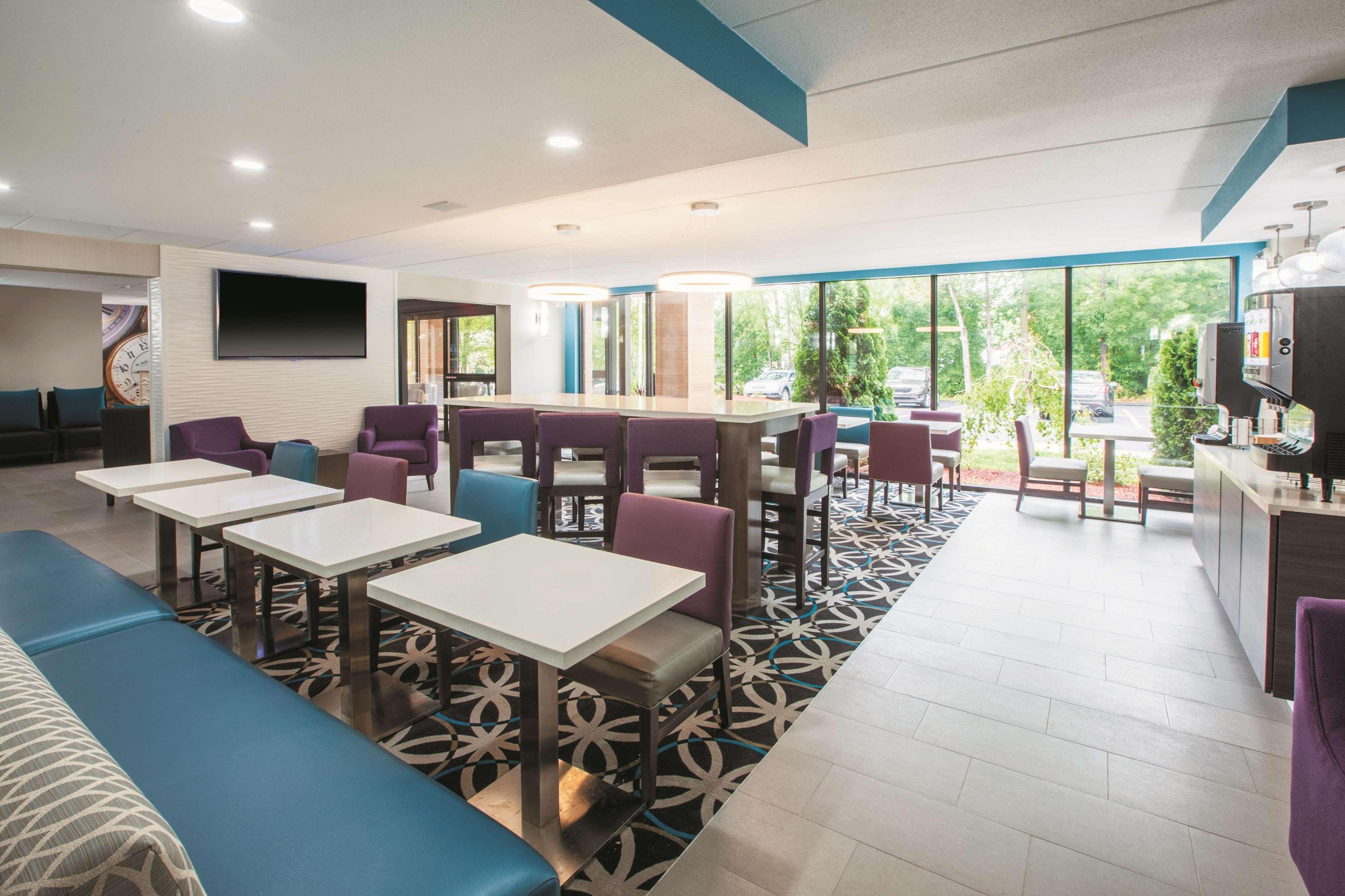 Hotel La Quinta By Wyndham Sturbridge Esterno foto